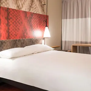 Ibis ** Leipzig